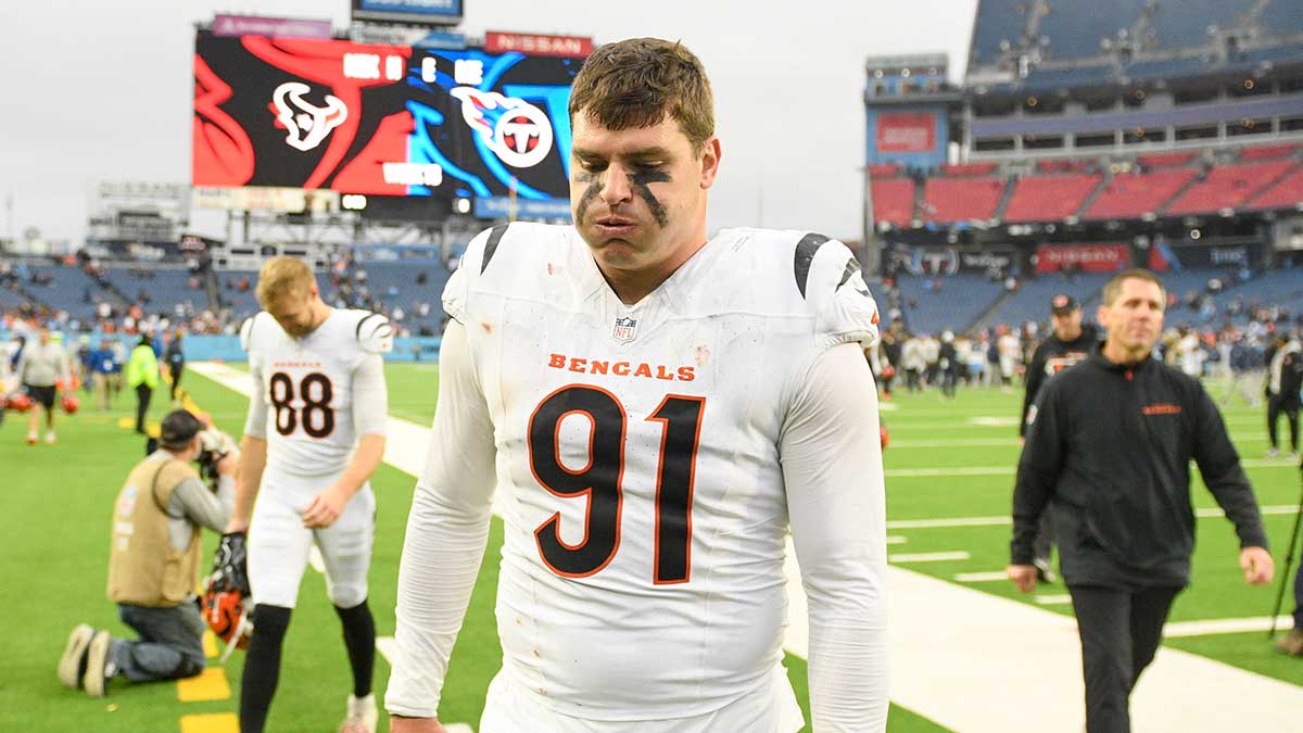 Cincinnati Bengals defensive end Trey Hendrickson (91) exhales as he leaves the field against the Tennessee Titans post game at Nissan Stadium.
