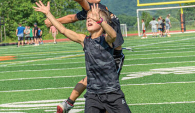 Tigers Assist at Youth Football Camp | News, Sports, Jobs