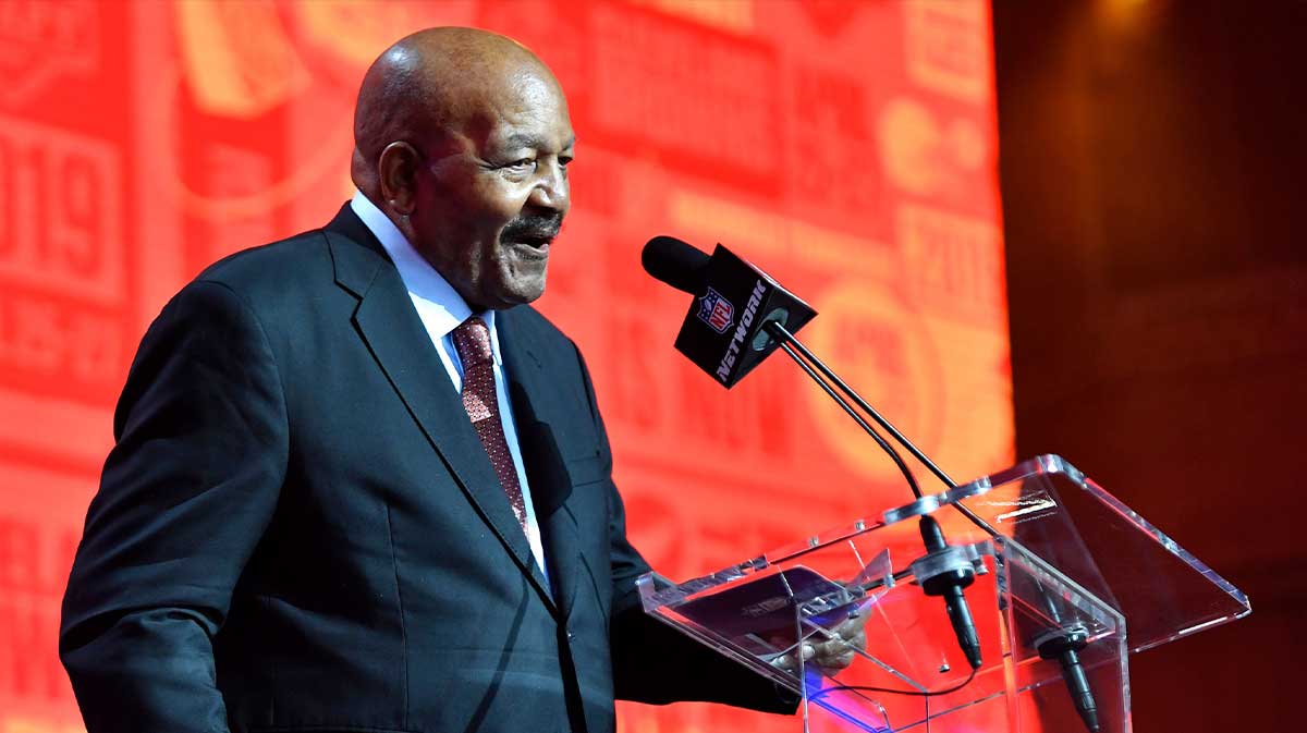 Jim Brown announces the Cleveland Browns' pick of Greedy Williams during the second day of the NFL Draft Friday, April 26, 2019, in Nashville, Tenn. Gw53160