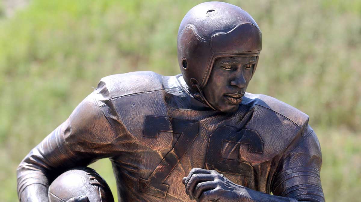 Marion Motley's statue is shown after being unveiled in Canton on Wednesday, Aug. 3, 2022. Motley Statue Unveiling 7890