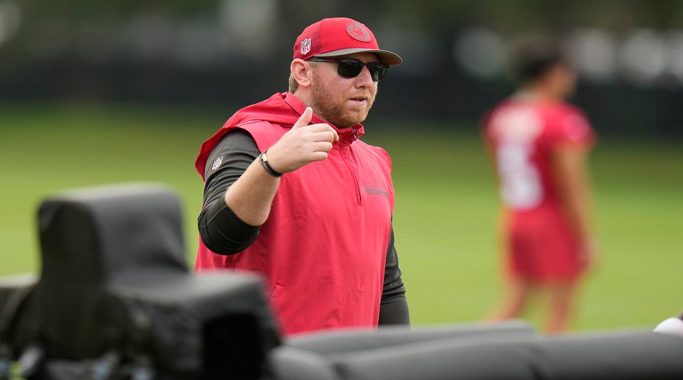 Tampa Bay Buccaneers offensive coordinator Liam Coen during an NFL football training camp practice Thursday, July 25, 2024, in Tampa, Fla. (AP Photo/Christopher O'Meara)