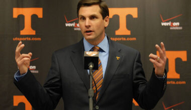 Nominating Football Coach Derek Dooley for Senate Would Be a Bad Call