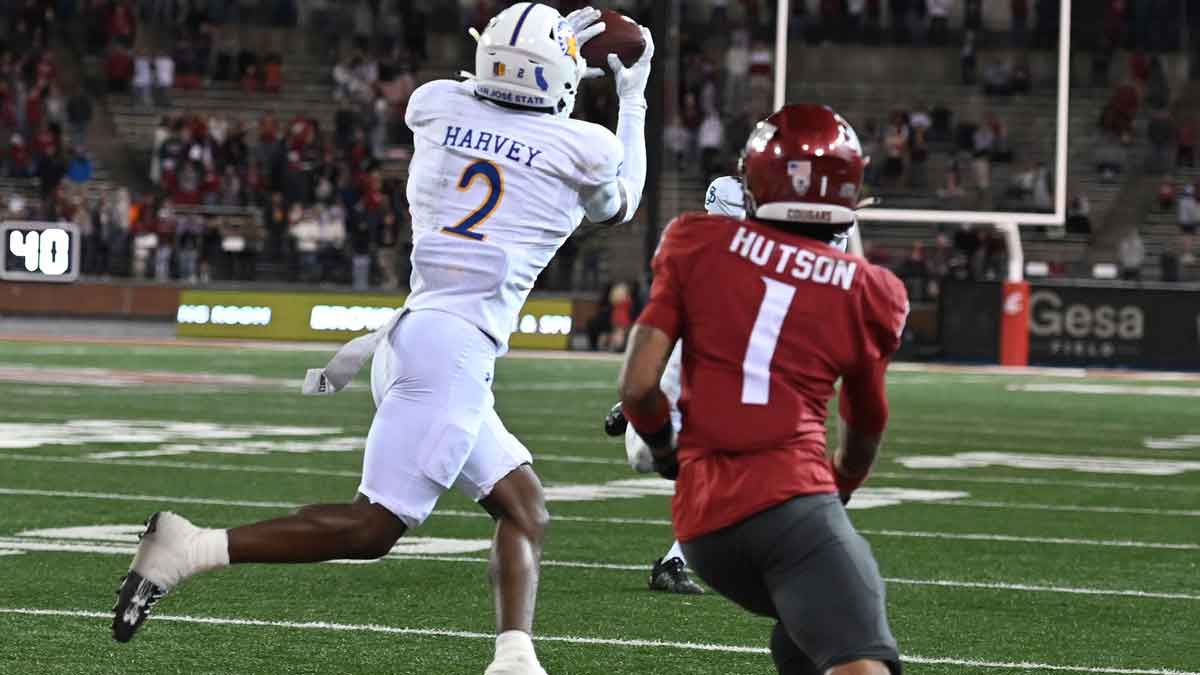 San Jose State Spartans defensive back DJ Harvey (2) intercepts the ball in front of Washington State Cougars wide receiver Kris Hutson (1) in OT at Gesa Field at Martin Stadium. Washington State Cougars won 54-52 in double overtime.