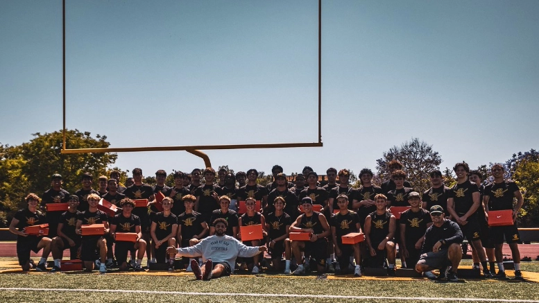 Atlanta Falcons WR Drake London buys cleats for his alma mater Moorpark HS