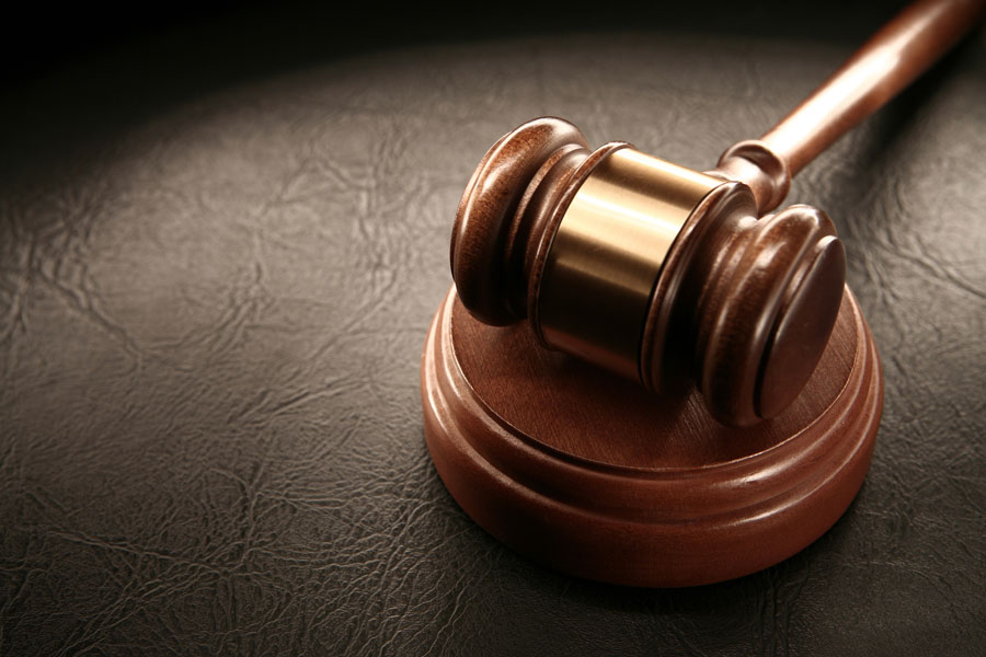 Barred ex-Merrill advisor arrested in alleged $2.6 million theft of Dolphin defender.