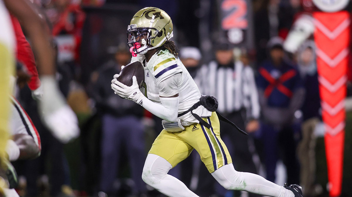 Georgia Tech Yellow Jackets wide receiver Eric Singleton Jr. (2) runs after a catch against the Georgia Bulldogs in the third quarter at Sanford Stadium.