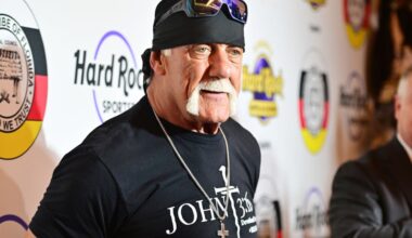 LIVE UPDATES: World reacts to Hulk Hogan's death