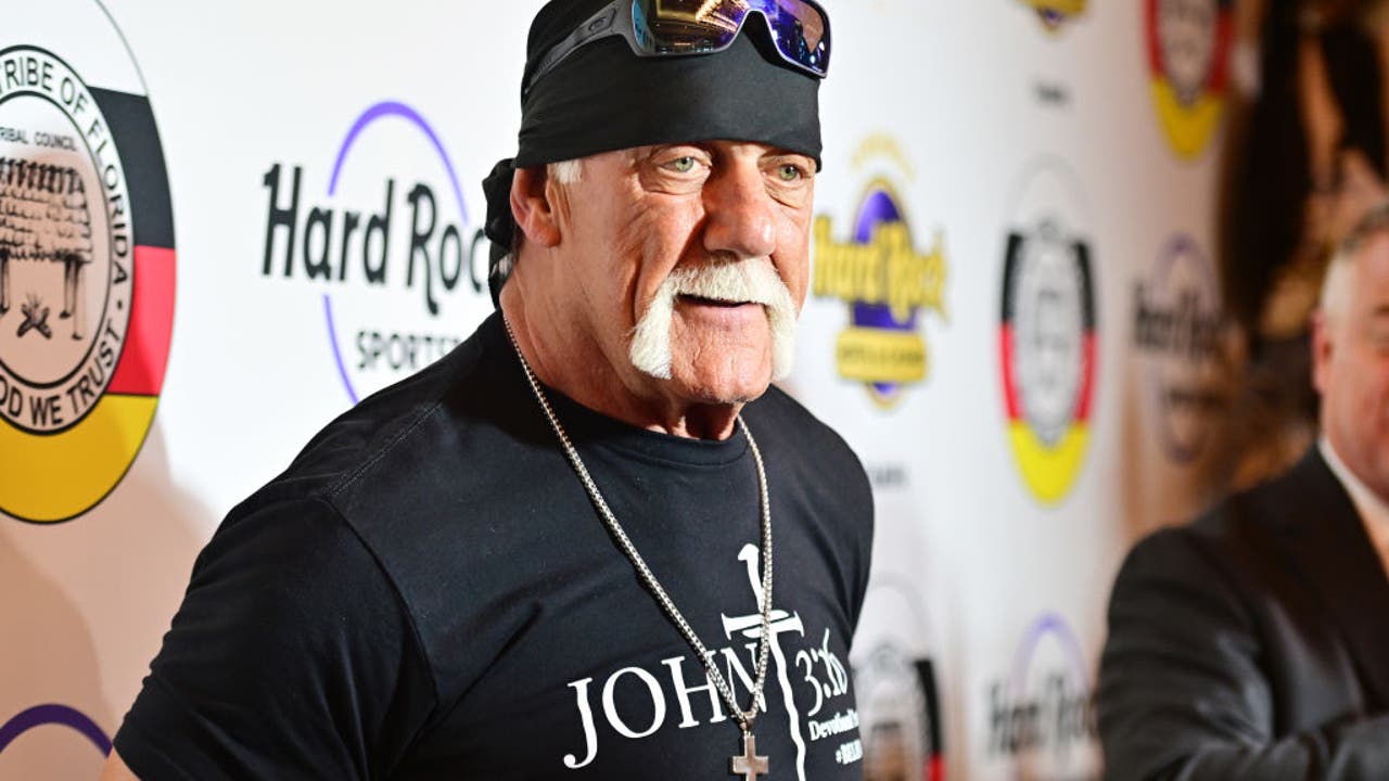 LIVE UPDATES: World reacts to Hulk Hogan's death