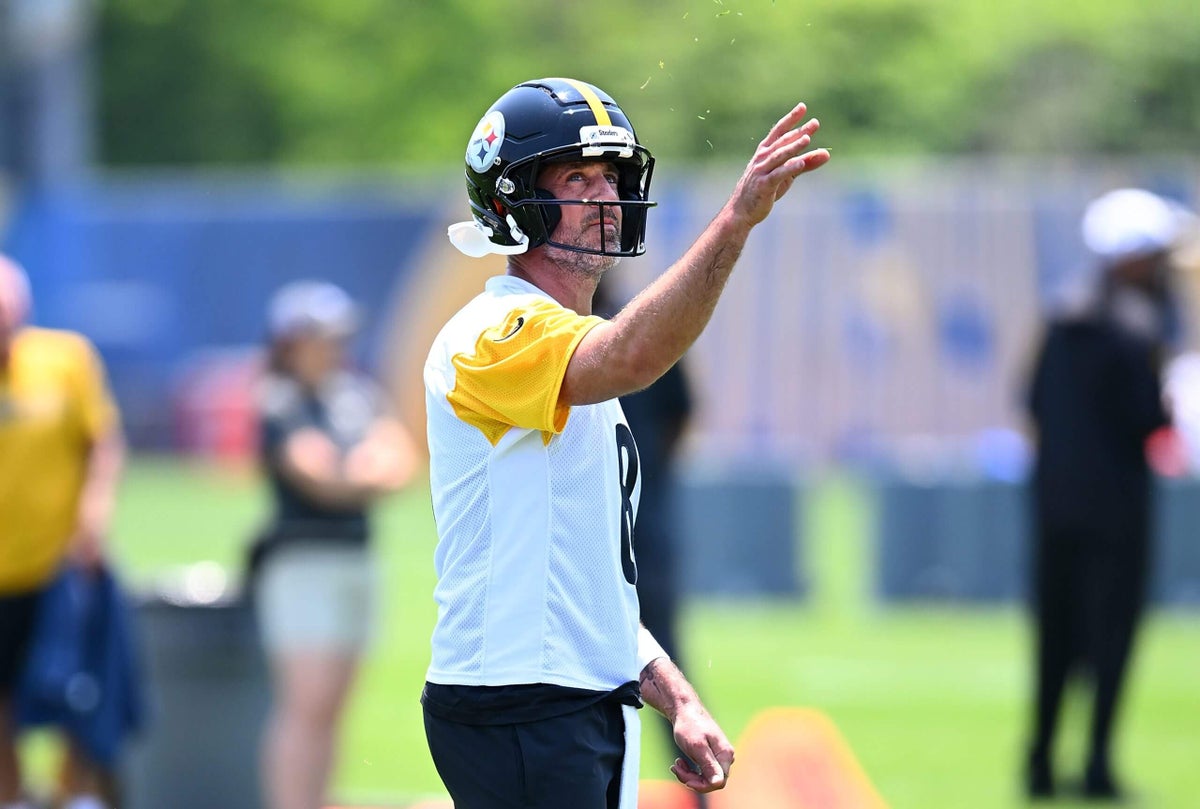 Aaron Rodgers has a lot more to lose with the Steelers than he did with the Jets