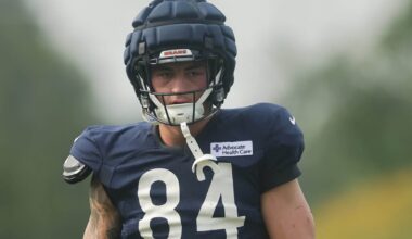 Bears rookie Colston Loveland making an impact for up-and-down offense