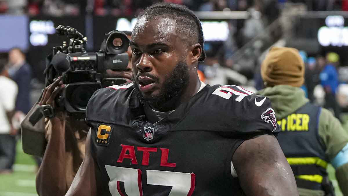 Grady Jarrett NFC north free agency