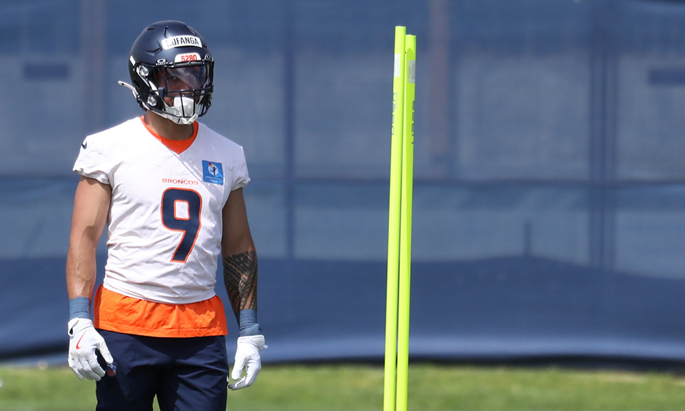 Broncos safety Talanoa Hufanga