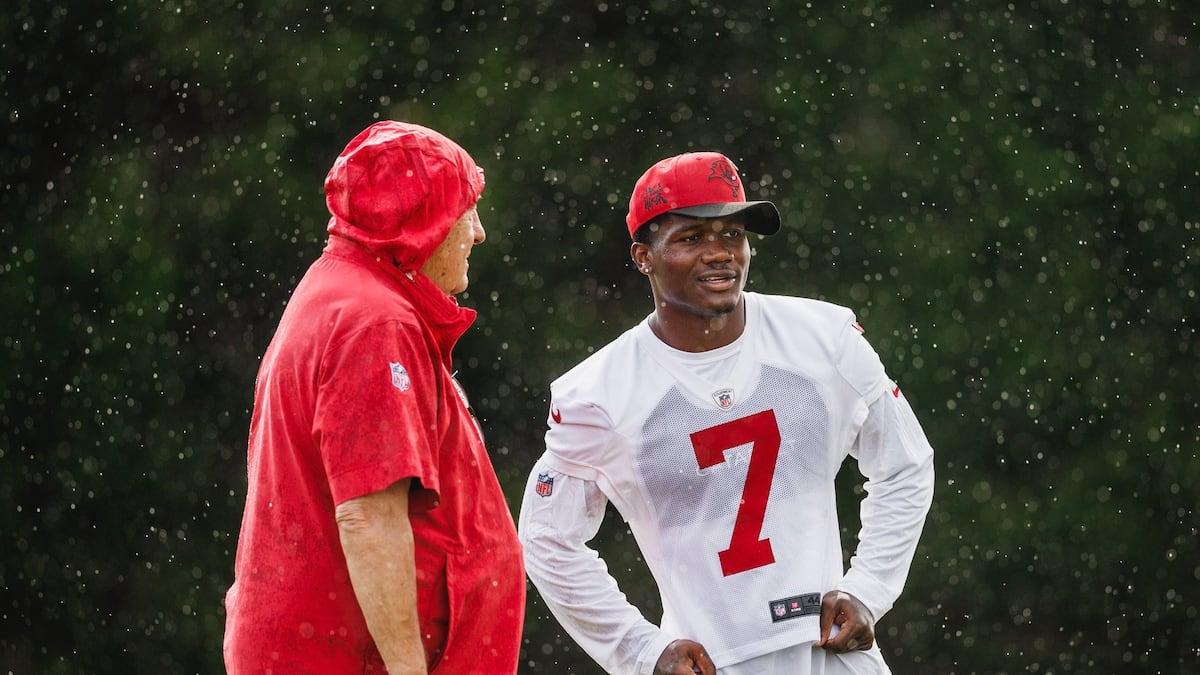 Bucs’ Tom Moore, Bucky Irving share unique bond through breakfast club - Tampa Bay Times