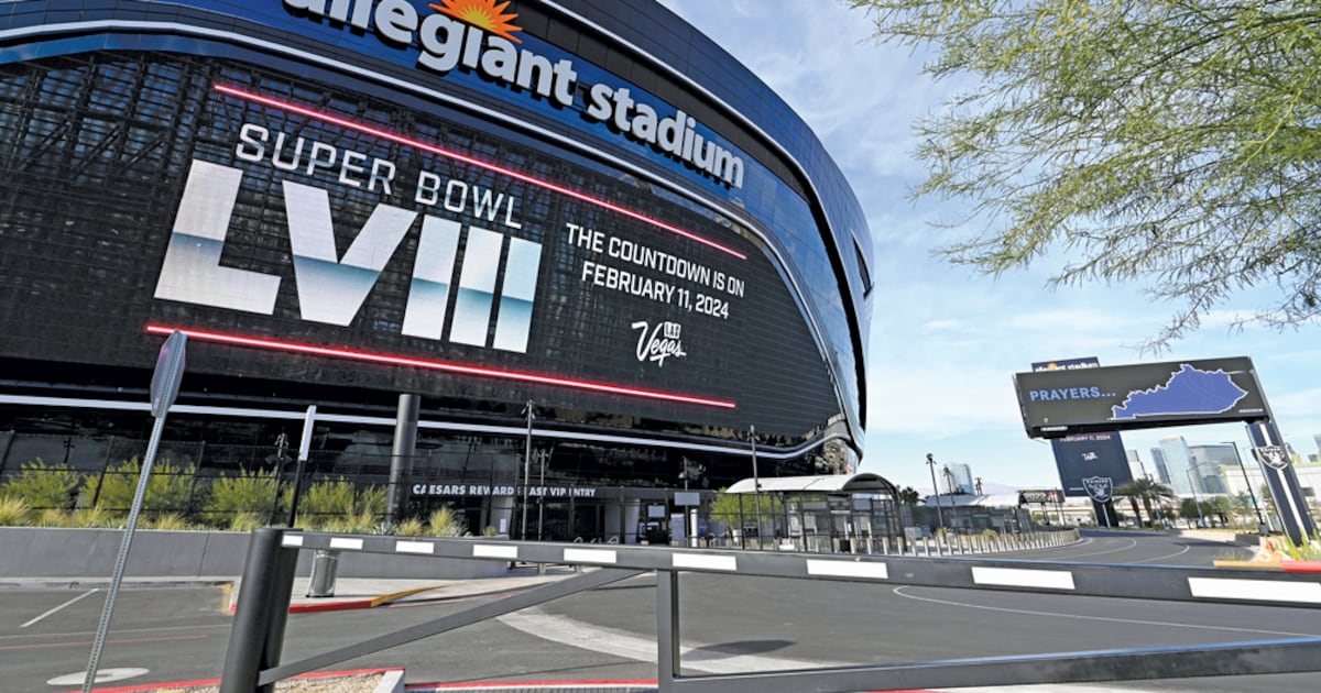 The Las Vegas Raiders concessions switch from Levy to Oak View Group stunned the sports venue food and beverage industry.