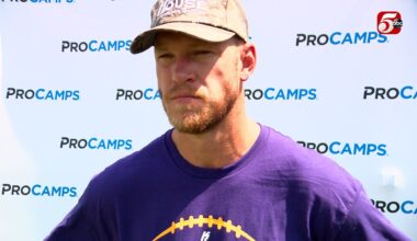 Watch: Former Vikings TE Kyle Rudolph hosts annual camp