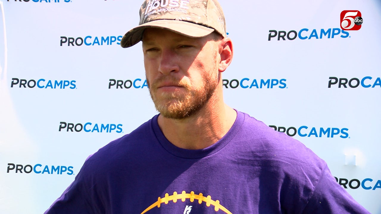 Watch: Former Vikings TE Kyle Rudolph hosts annual camp