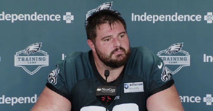 Landon Dickerson discusses the Eagles’ right guard outlook
