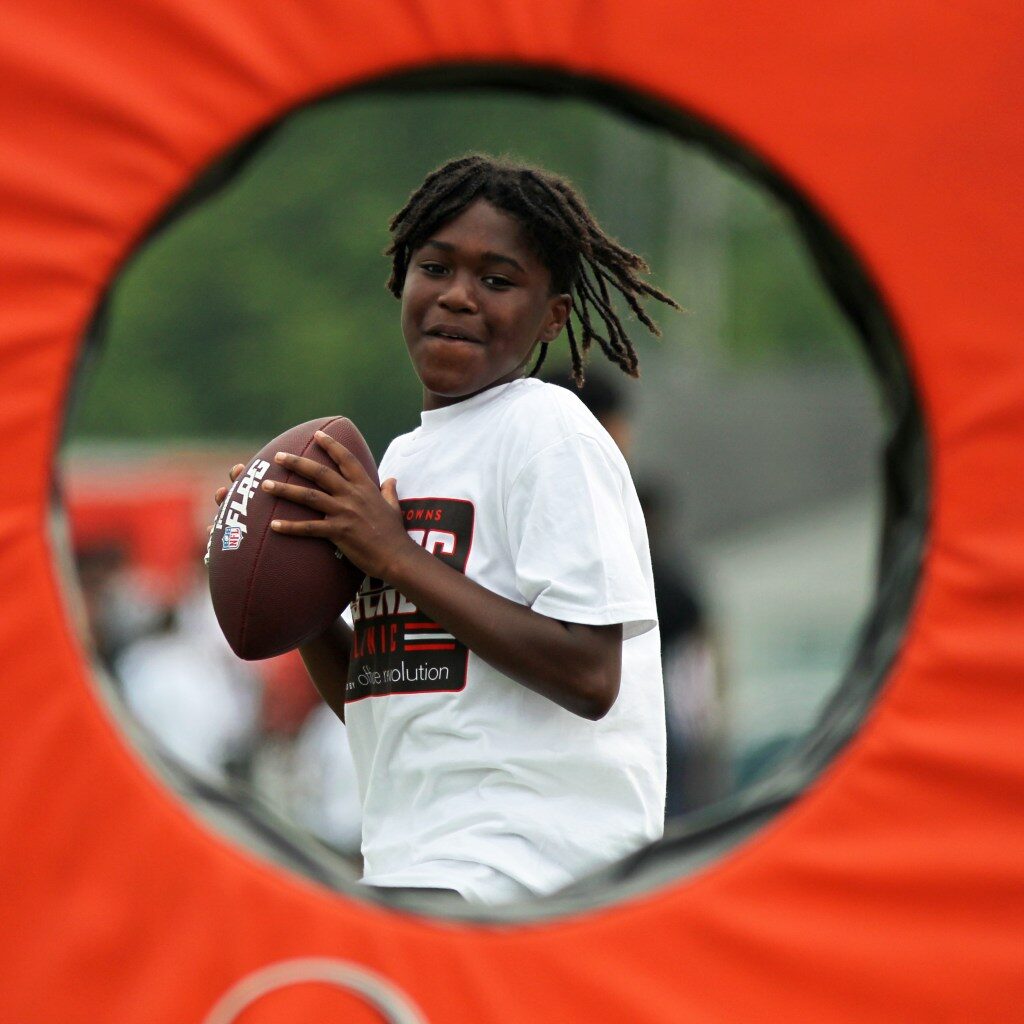 Cleveland Browns Legends Clinic hosts free youth camp at George Daniel Field – Morning Journal