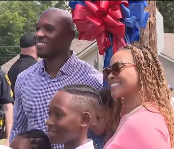 ‘I guess I finally found the road to success,’ Texans’ DeMeco Ryans has street named in his honor in Alabama hometown