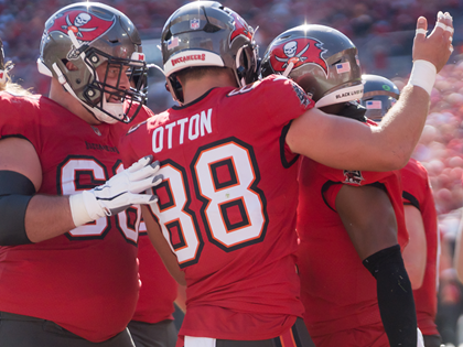 Don't Tell Cade Otton He Stepped Up - JoeBucsFan.com