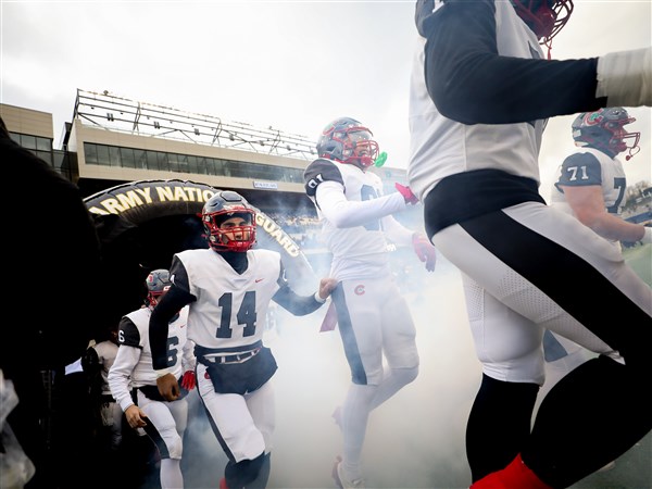 2025 high school football: Which Toledo-area teams have the toughest schedules?