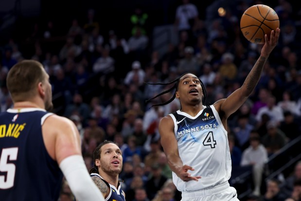 Rob Dillingham layup