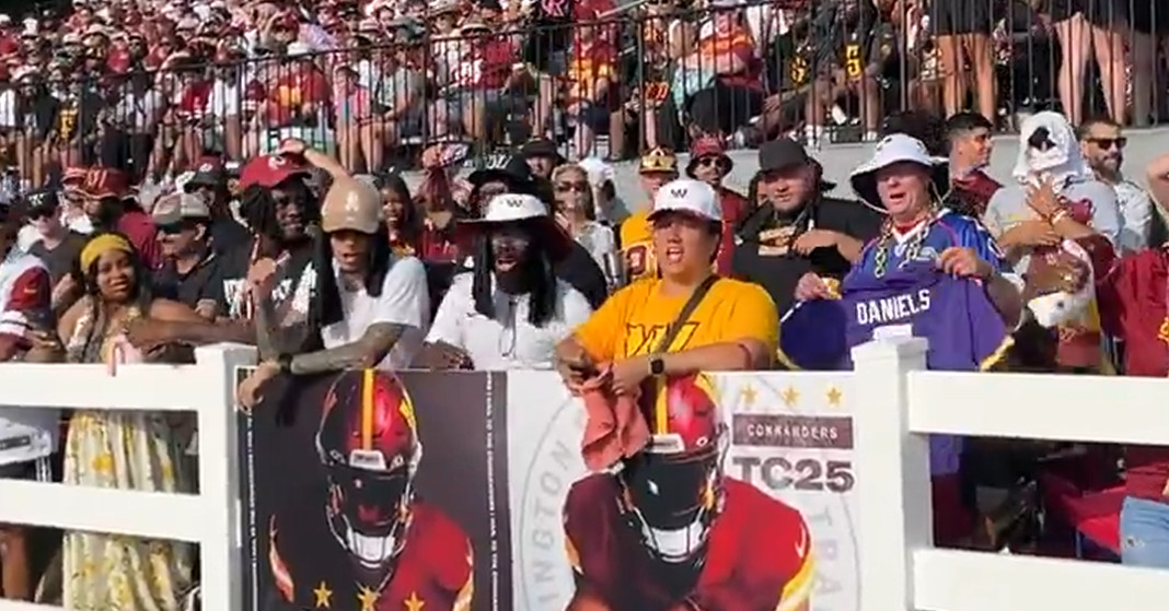 Pictures, videos, news: from Washington Commanders Training Camp Day 4