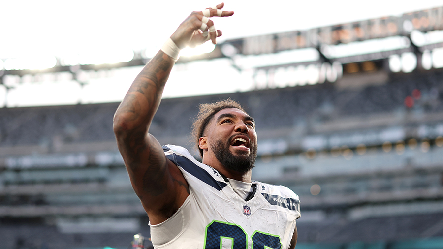 Seattle Seahawks Leonard Williams celebrates postgame New York Jets 2024...