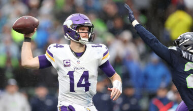 Seattle Seahawks Sam Darnold Minnesota Vikings under pressure 2024...
