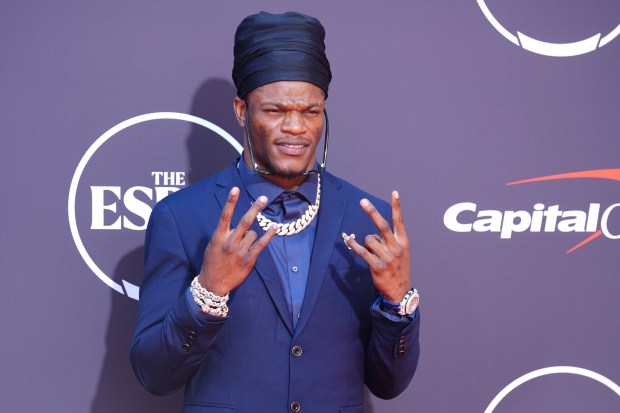 Lamar Jackson arrives at the ESPY Awards at the Dolby Theatre in Los Angeles, Wednesday, July 16, 2025. (AP Photo/Chris Pizzello)