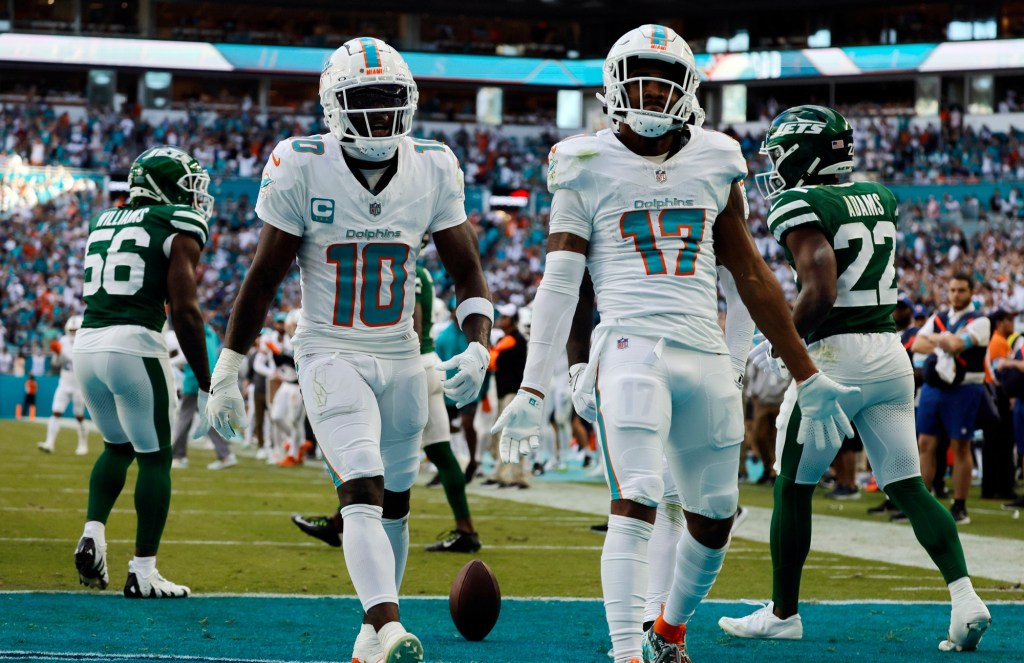 Will Tyreek Hill, Jaylen Waddle bounce back this season?