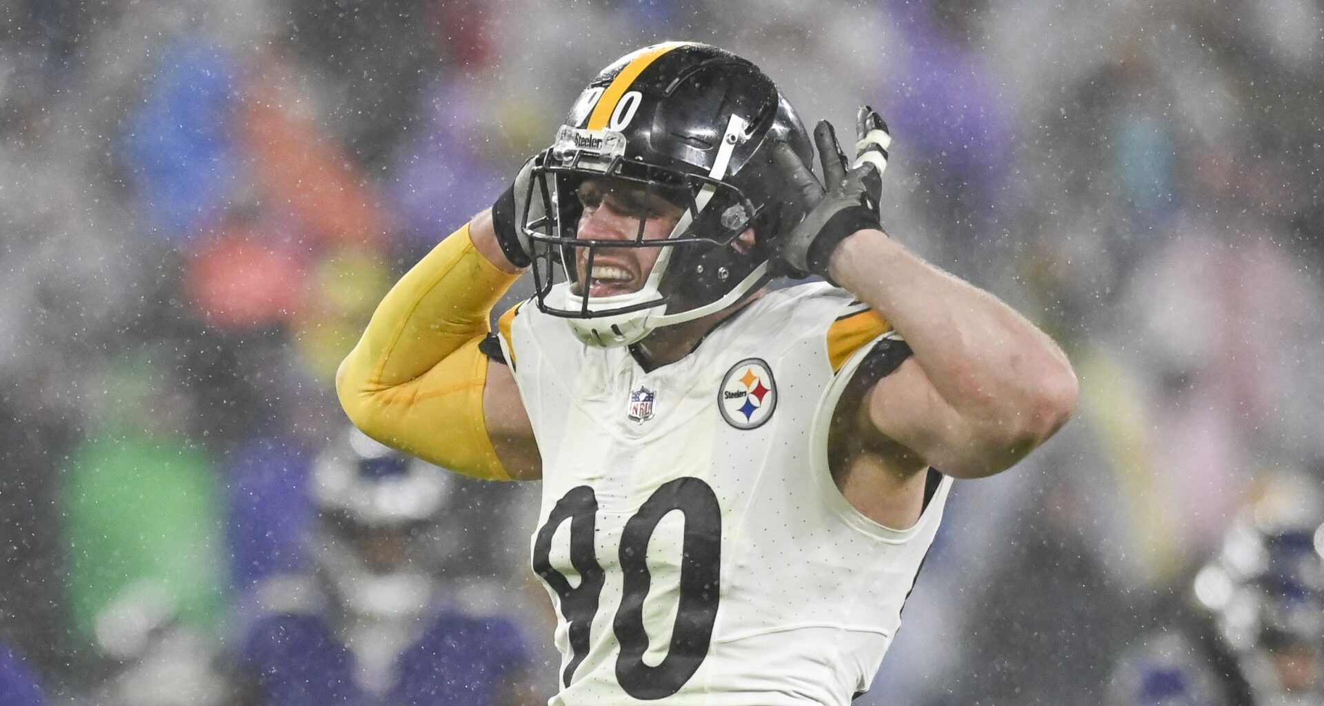 Steelers' T.J. Watt Expected To Reset Edge Rusher Market