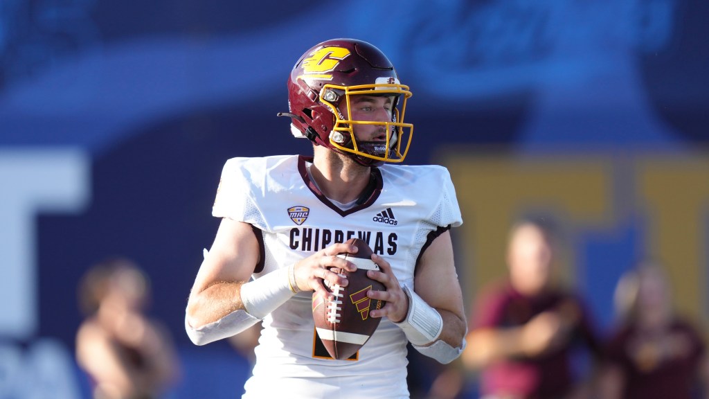 Michigan MAC football teams embrace changes, challenges ahead of season – Macomb Daily