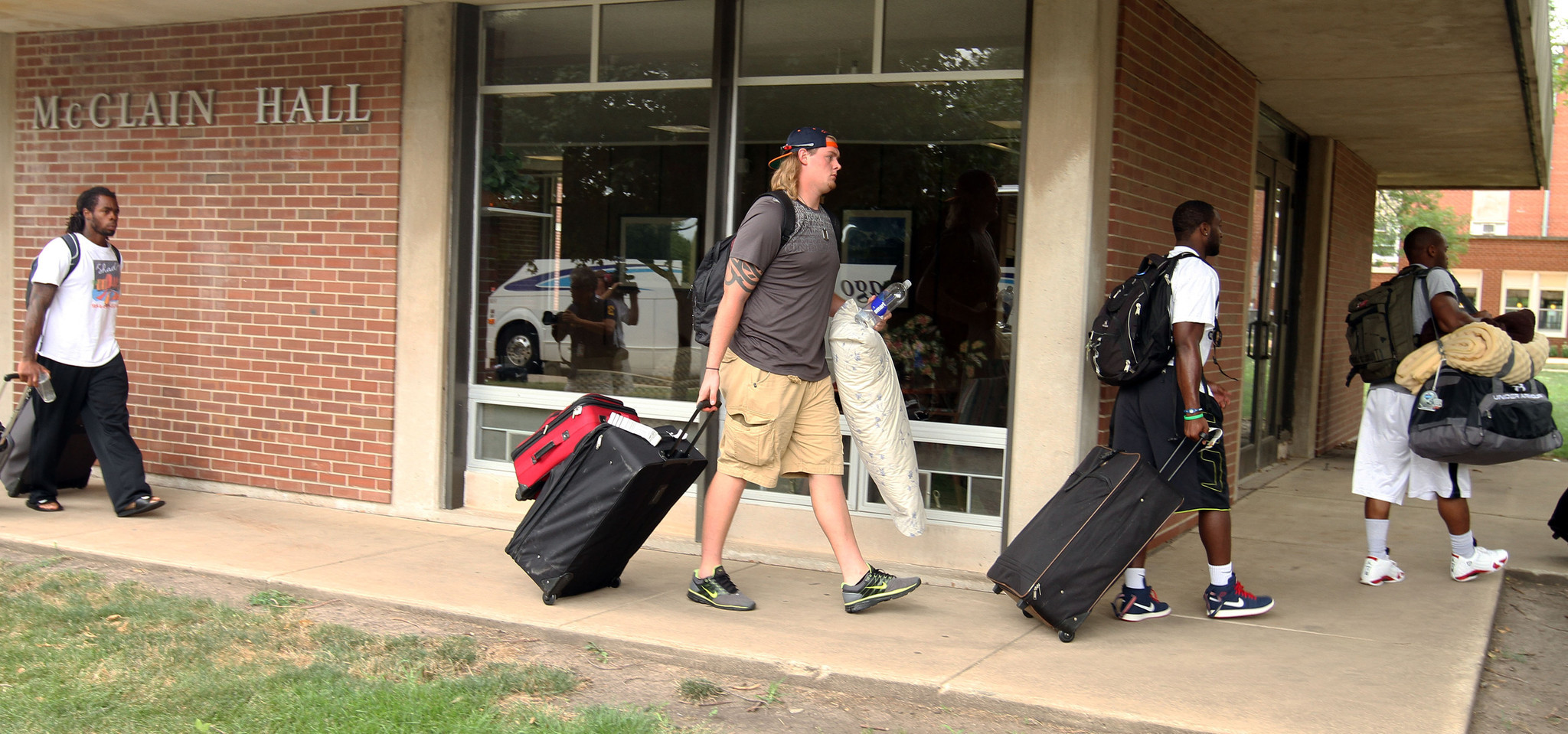 Rookie players arrive in camp in Bourbonnais in 2010.
