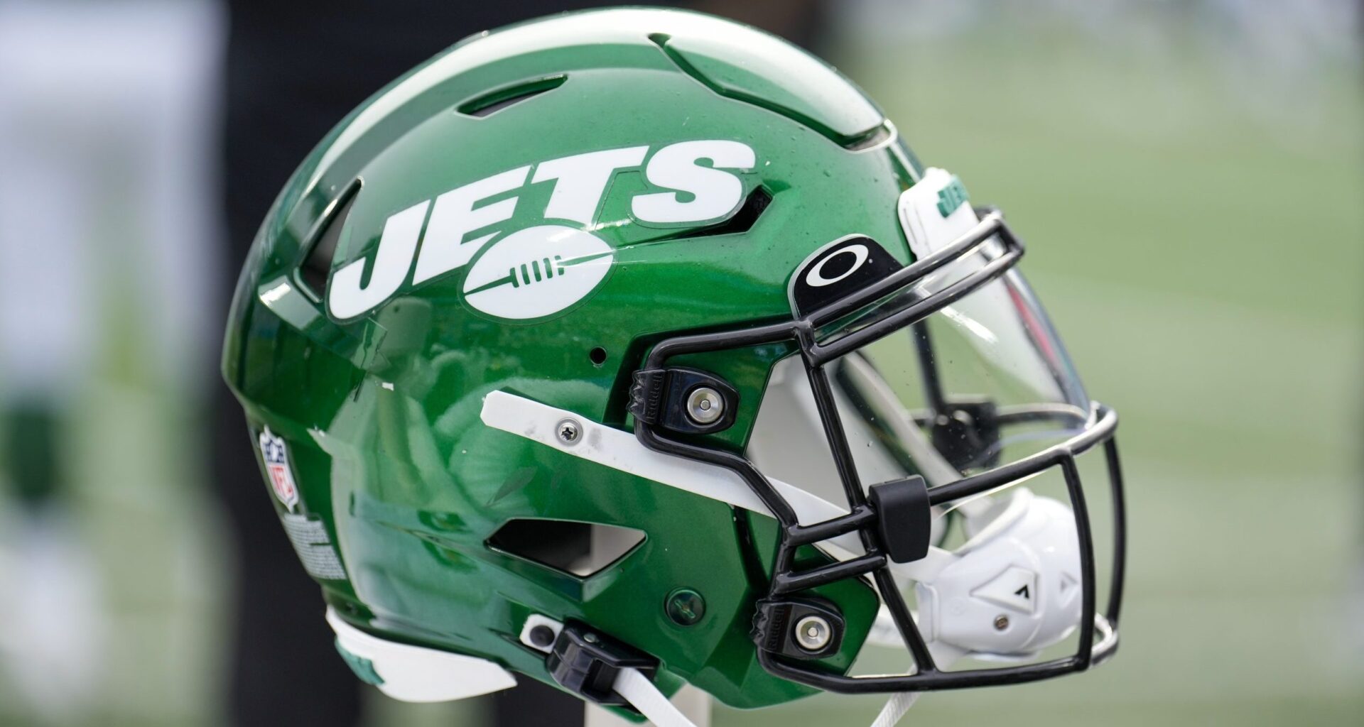 Jets address clear problem with shocking signing