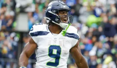 Seahawks' Kenneth Walker receives recognition on ESPN's running back rankings image