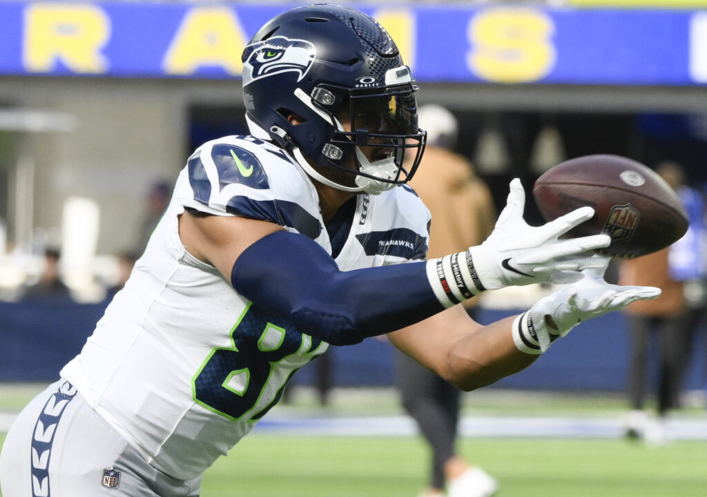 Seahawks Release TE Noah Fant