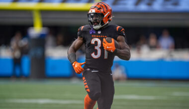 Bengals Release RB Zack Moss
