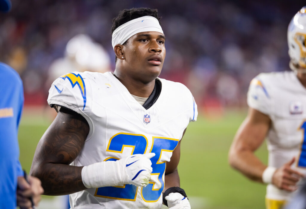 Daiyan Henley Full Go At Chargers' Camp; Junior Colson In Mix To Start