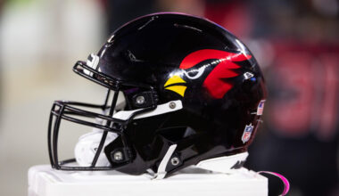 Cardinals LB J.J. Russell Carted Off Field Following Collision