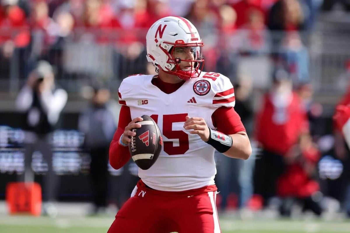 Which rising star college football quarterbacks could make a leap in our QB tiers?