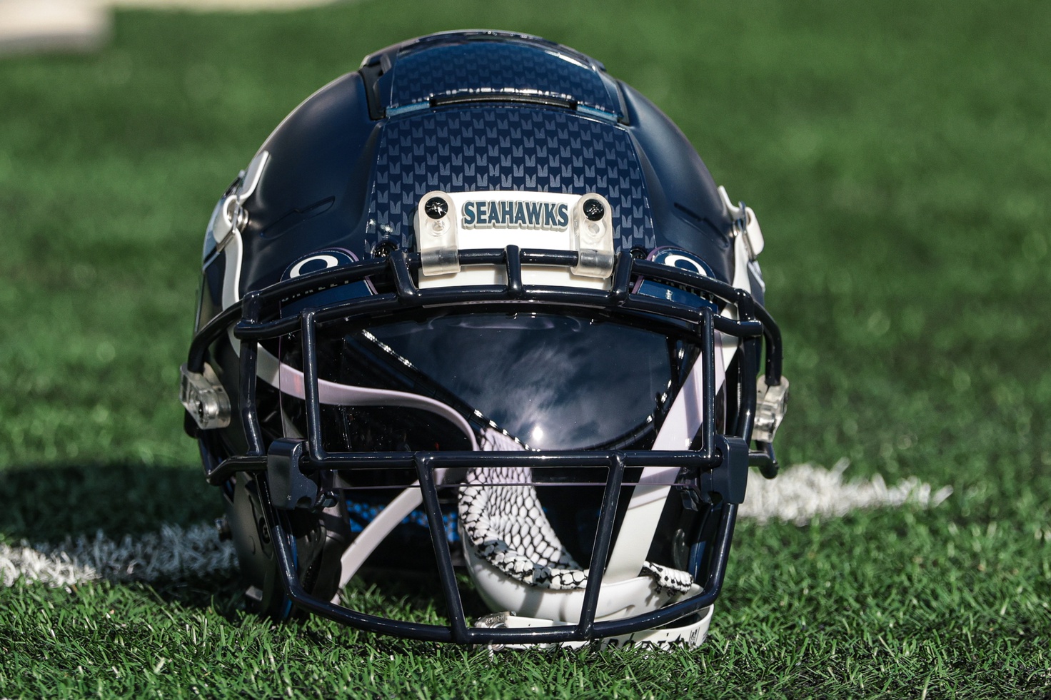 NFL world reacts to shocking Seahawks move