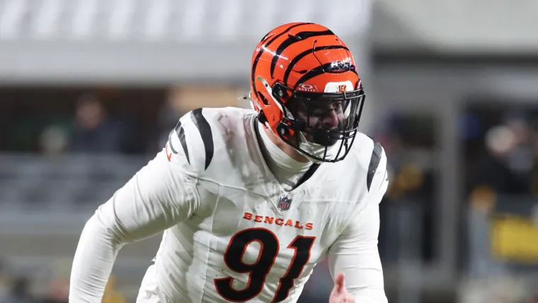 Former NFL player makes contract prediction about Bengals' Trey Hendrickson image