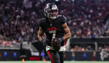 ESPN analyst calls Falcons' RB Bijan Robinson ‘draft hype’ in latest NFL rankings image