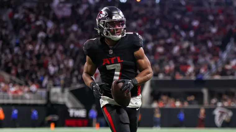 ESPN analyst calls Falcons' RB Bijan Robinson ‘draft hype’ in latest NFL rankings image