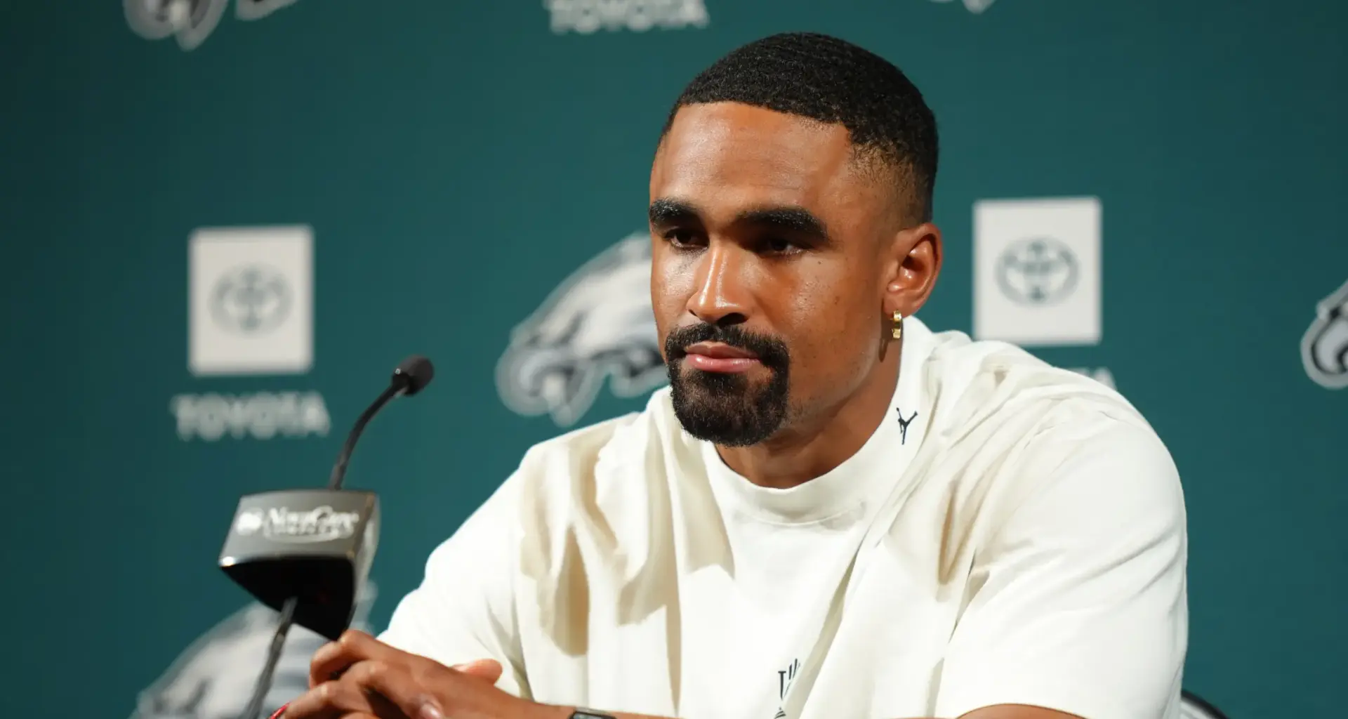 Jalen Hurts shatters Super Bowl rushing record as Eagles crush Chiefs in dominant triumph