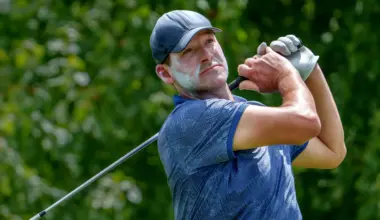 Jerry Jones’ Cowboys honor legendary player who balanced NFL stardom with National Guard service