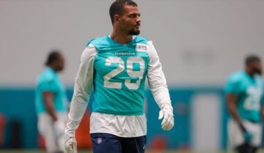 Dolphins S Minkah Fitzpatrick Hires New Agent
