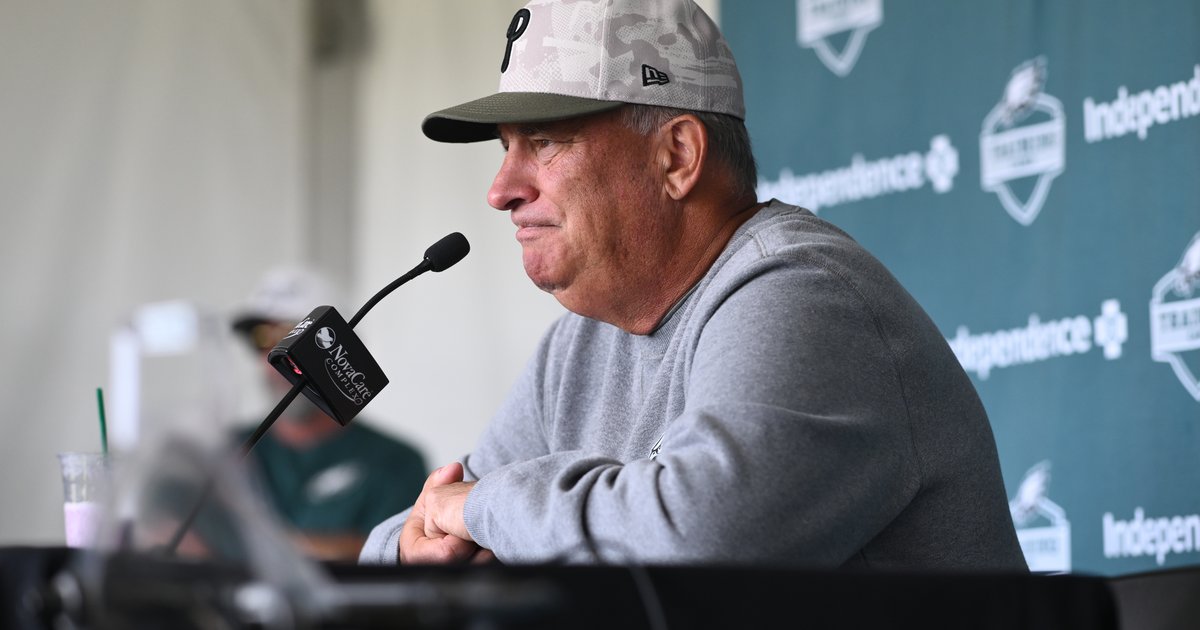 Eagles DC Vic Fangio's thoughts on a bunch of his players on defense