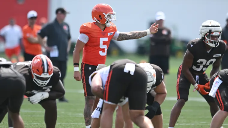 Browns predicted to find trade partner in Raiders for former 1st-round pick image